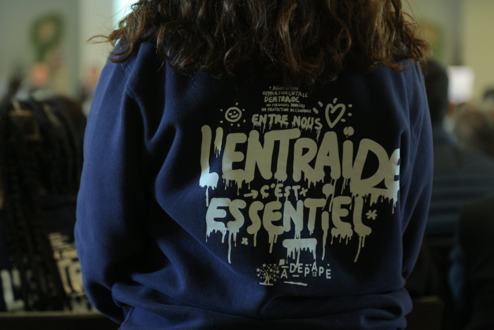 Sweat de l'association départementale d’entraide des personnes accueillies à la protection de l’enfance des Bouches-du-Rhône.